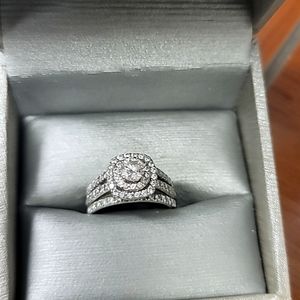 Wedding Ring set..size 7